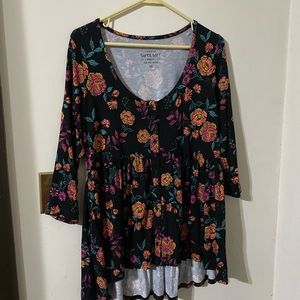 NWT torrid super soft button-down flower top